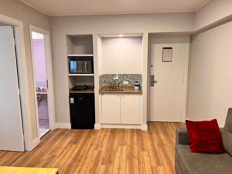Flat in Downtown / Batel / Street 24 horas - 240