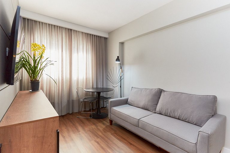Luxuoso Flat Batel/Rua 24 Horas - 950