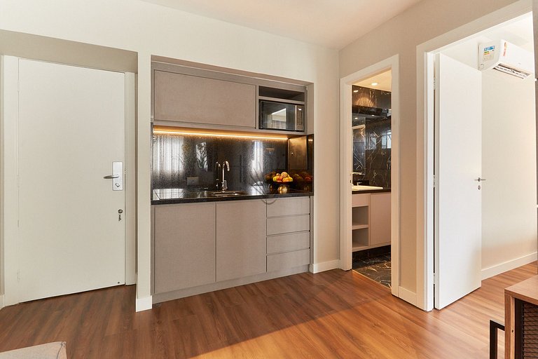 Luxuoso Flat Batel/Rua 24 Horas - 950