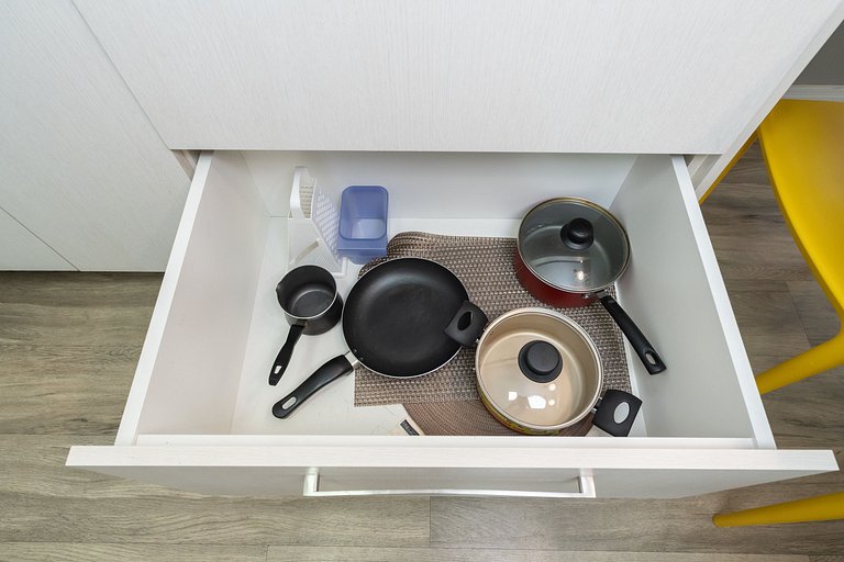 Flat/ Downtown/ 24 Hours Street