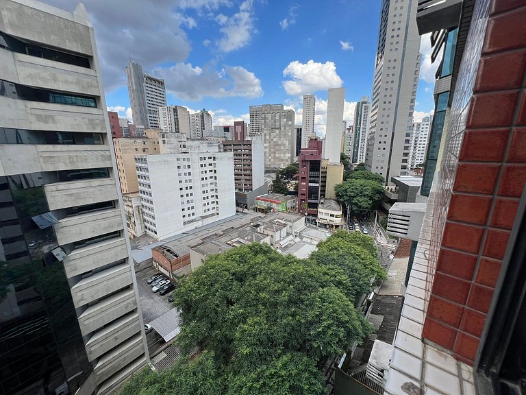 Flat Centro / Batel / Rua 24 horas - 1010