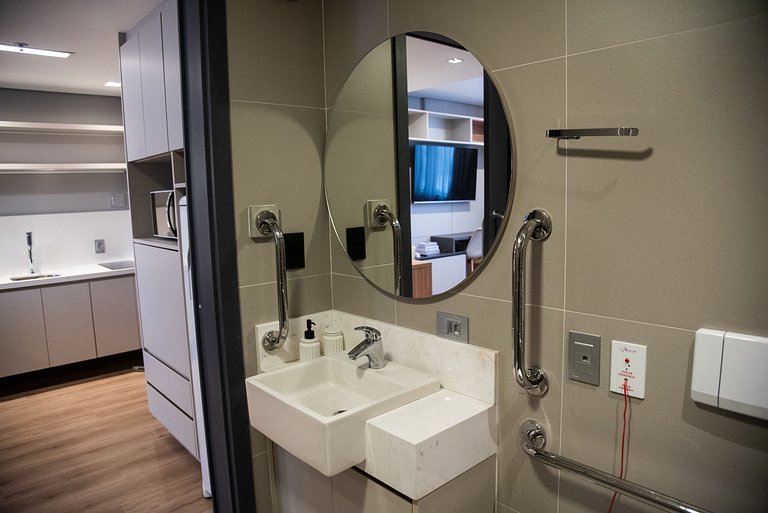 Spacious and modern apartment with accessibility