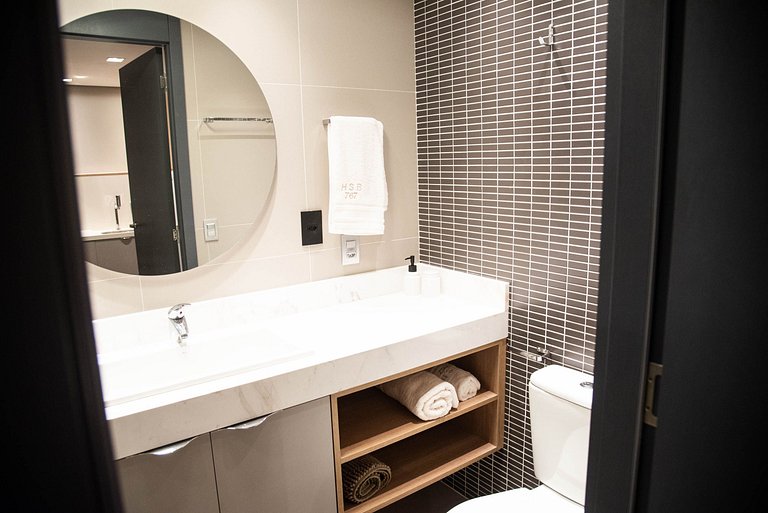 Modern apartment at Batel/Japan Square - HSB 767