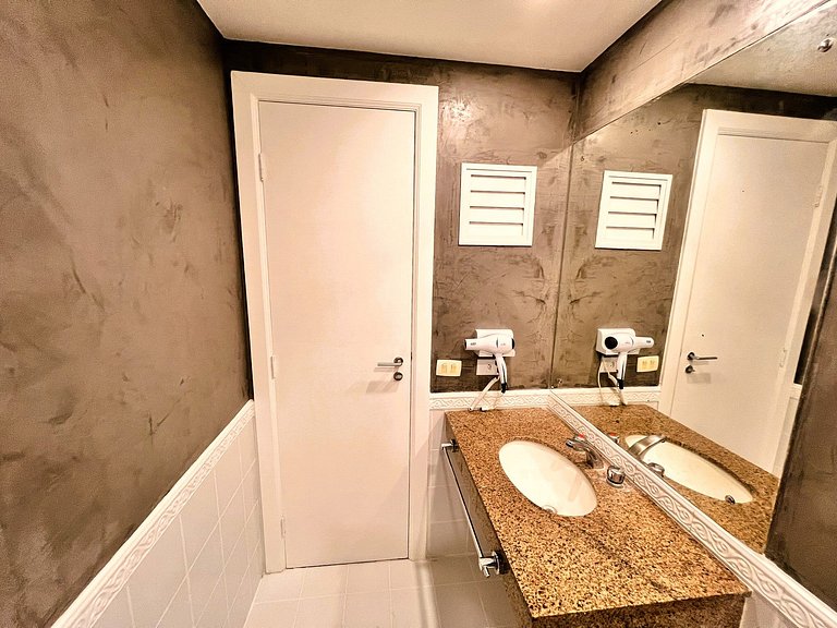 Flat Centro/Rua 24h — Batel 10 min. by foot