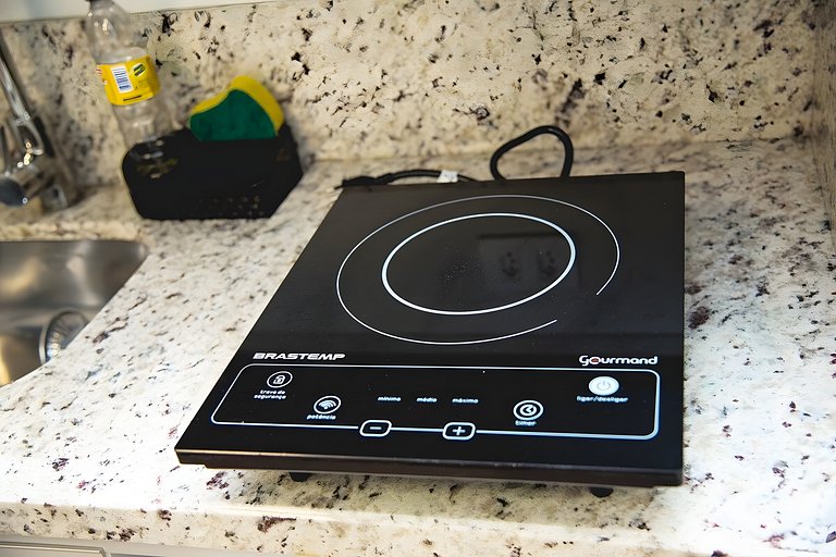 Comfy flat near Praça da Espanha/Batel