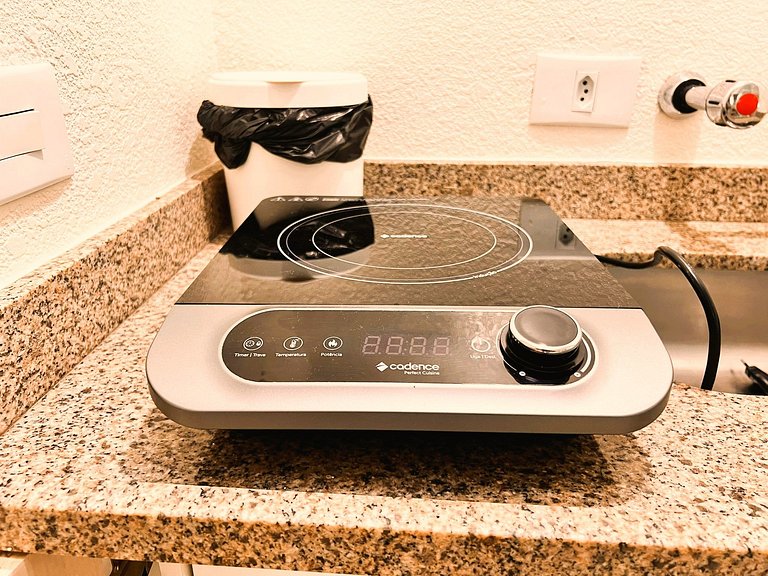 Flat Downtown / Batel / 24 Hour Street - 930