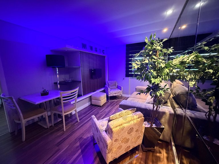 Charmoso Flat Batel/Rua 24 Horas - 260