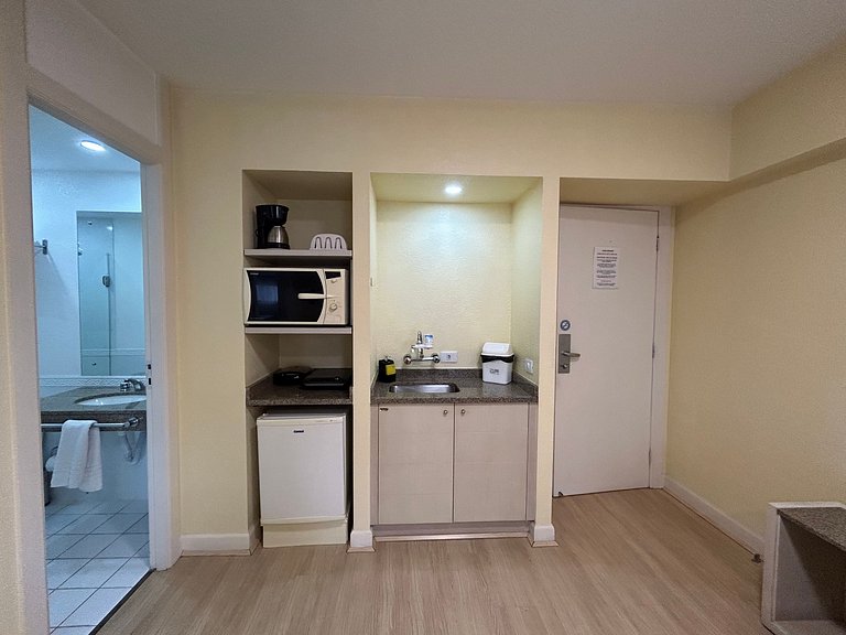 Flat Centro/Rua 24h — Batel 10 min. by foot