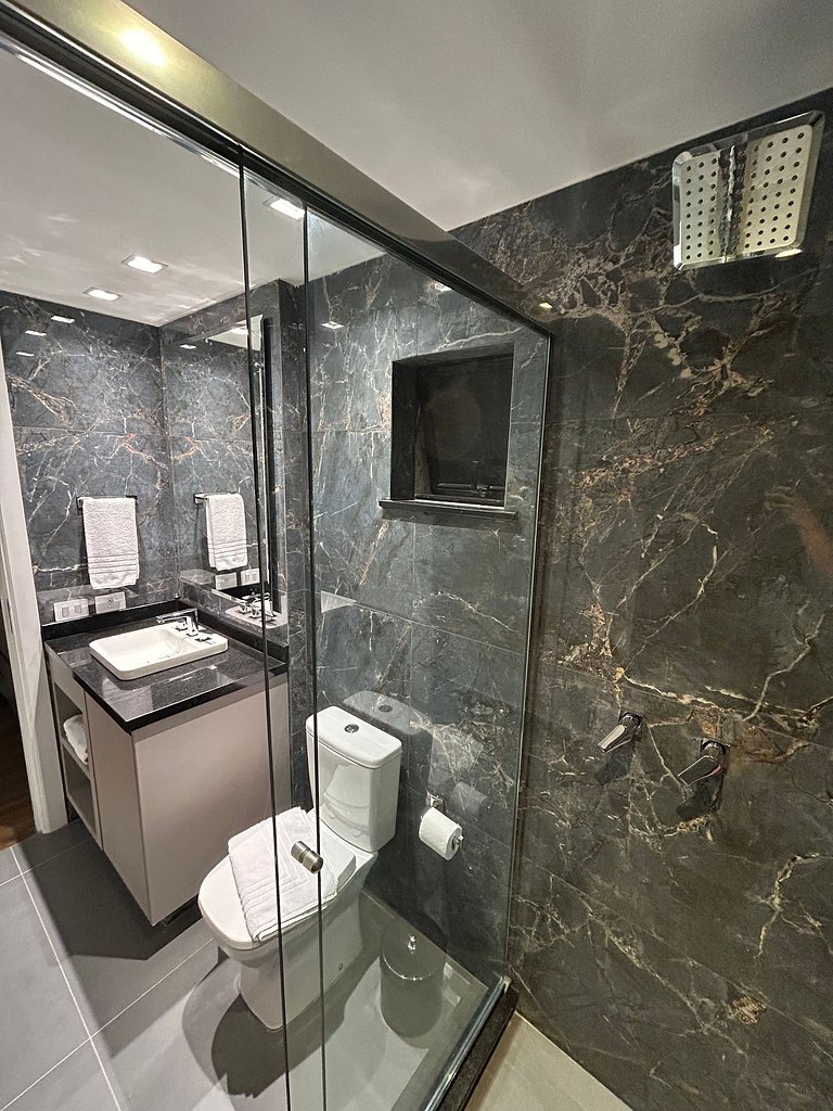 Luxurious Flat/ Downtown/ 24 Hours Street