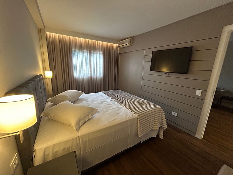 Luxoso Flat Batel/ Centro/ Rua 24 Horas - 660